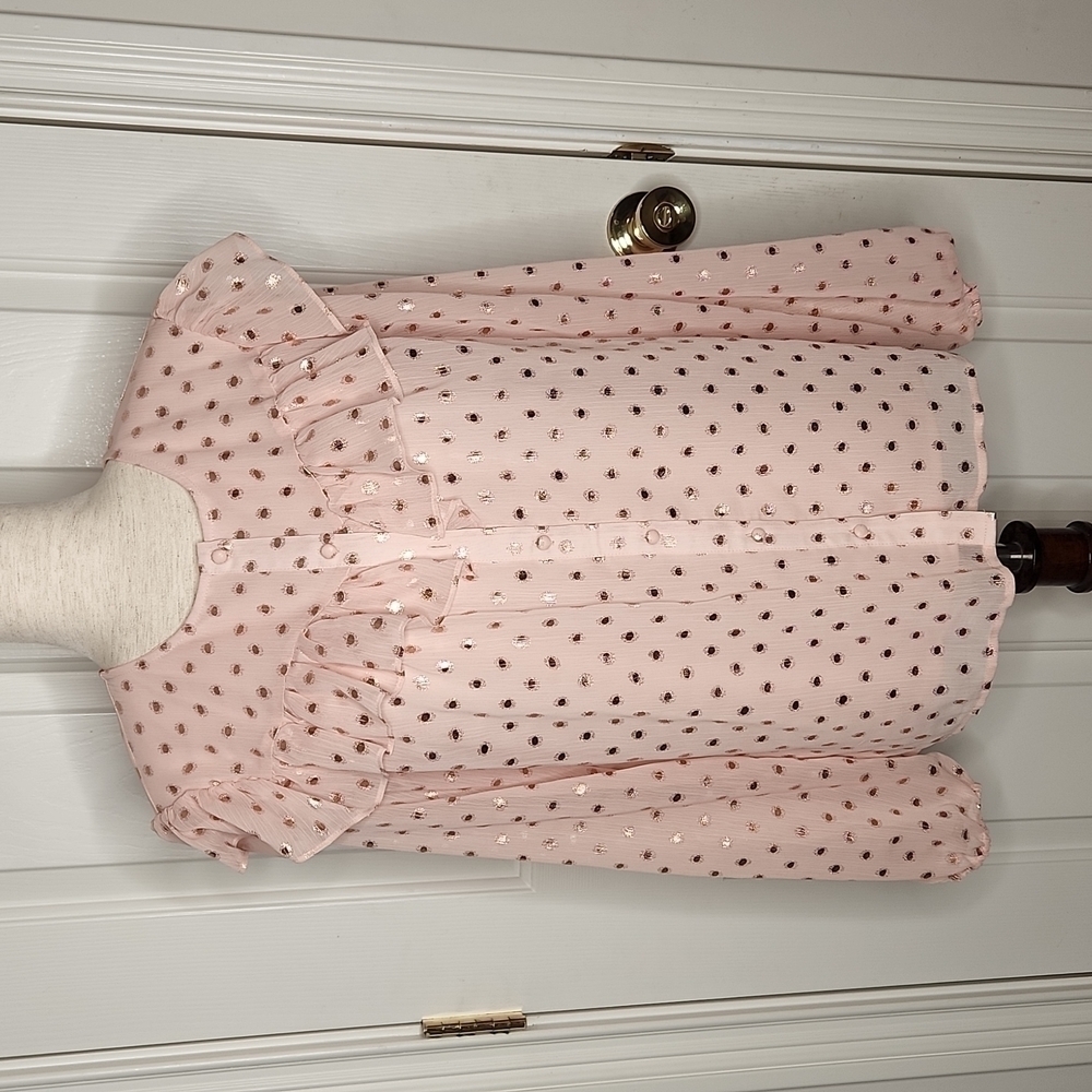 𝅺lc Lauren Conrad Pink Gold Polka Dot Ruffled Top Size M NWT